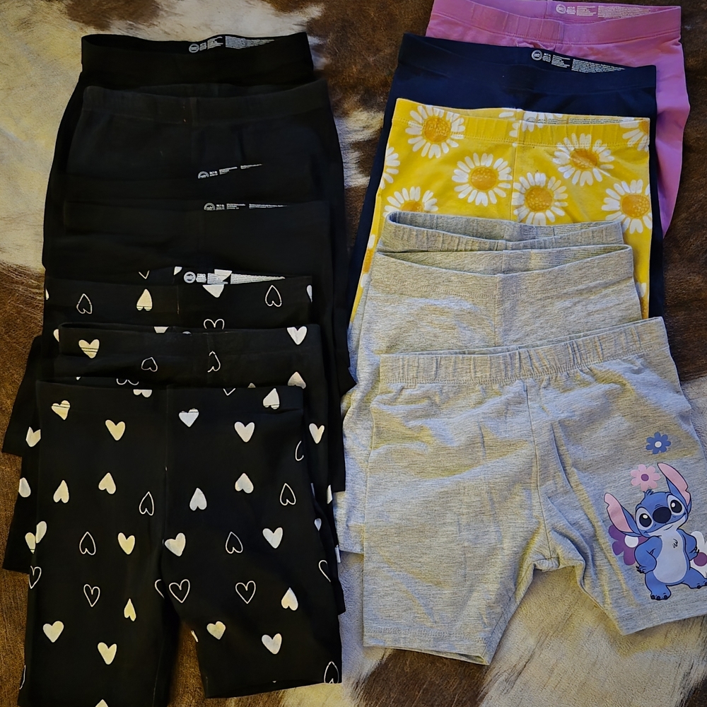 13 Pairs Of Girls Size 7/8 Shorts